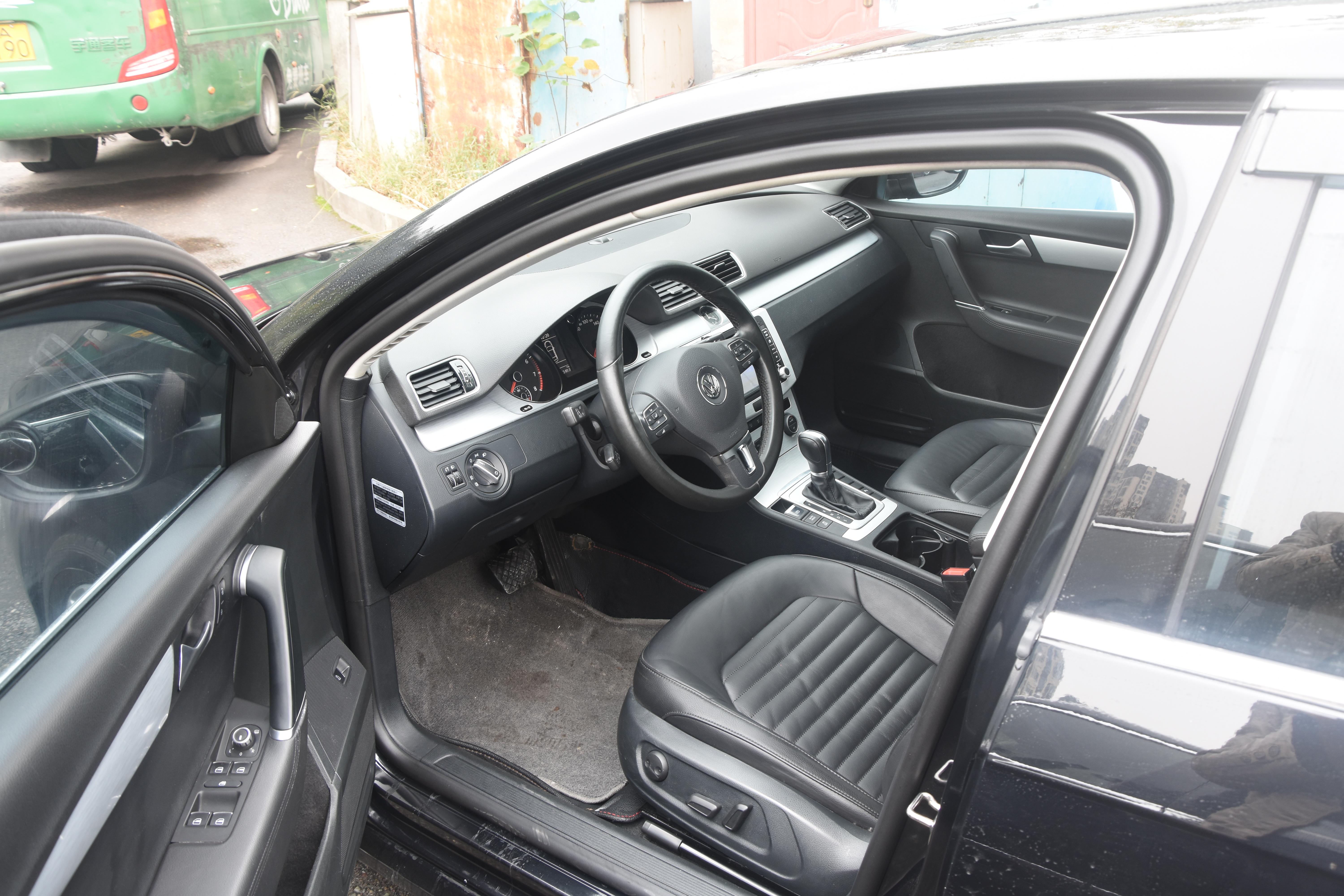 帕萨特对比迈腾有什么区别,帕萨特迈腾详细对比