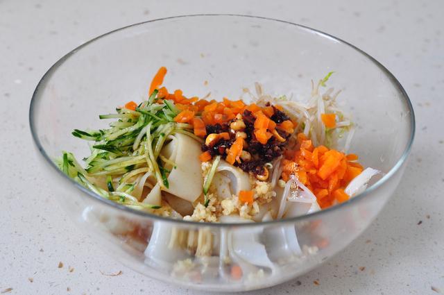 自制凉皮有劲道,懒人凉皮怎么做才筋道不断裂