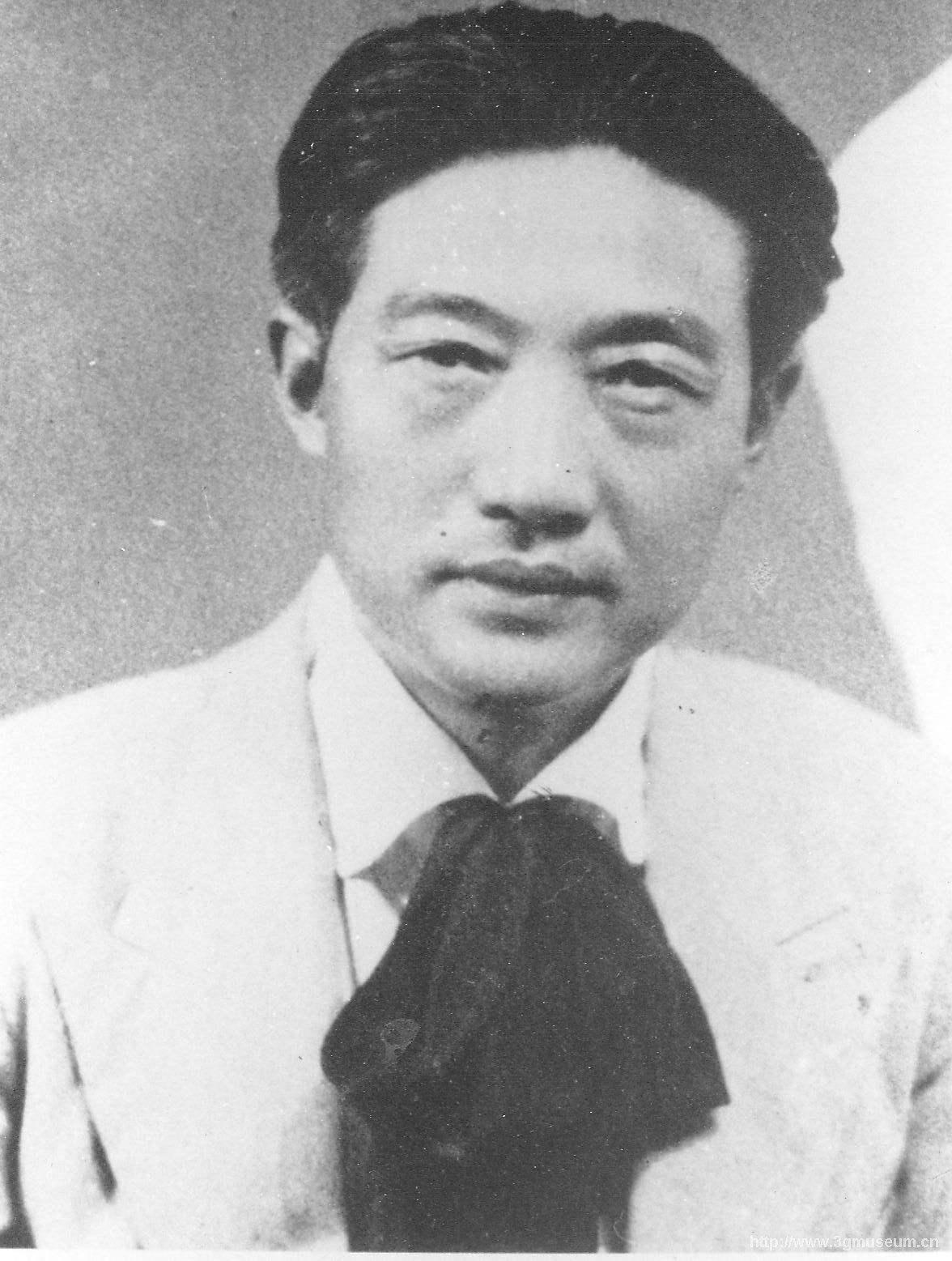 徐悲鸿与刘海粟矛盾,徐悲鸿感情纠葛