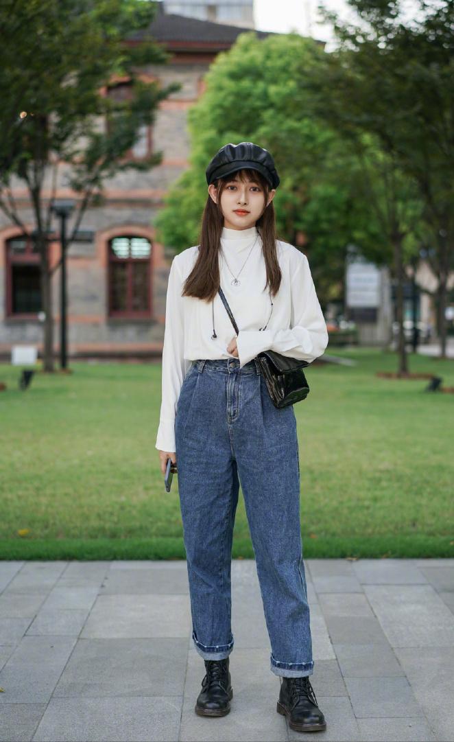 2022最流行的牛仔裤搭配什么鞋,牛仔裤搭配这5种鞋子好看又时髦