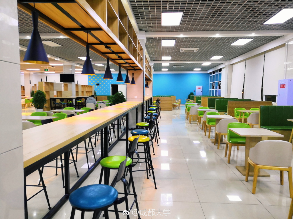 上“二批本科”，也要挑个条件好的，这5所大学伙食堪比饭店