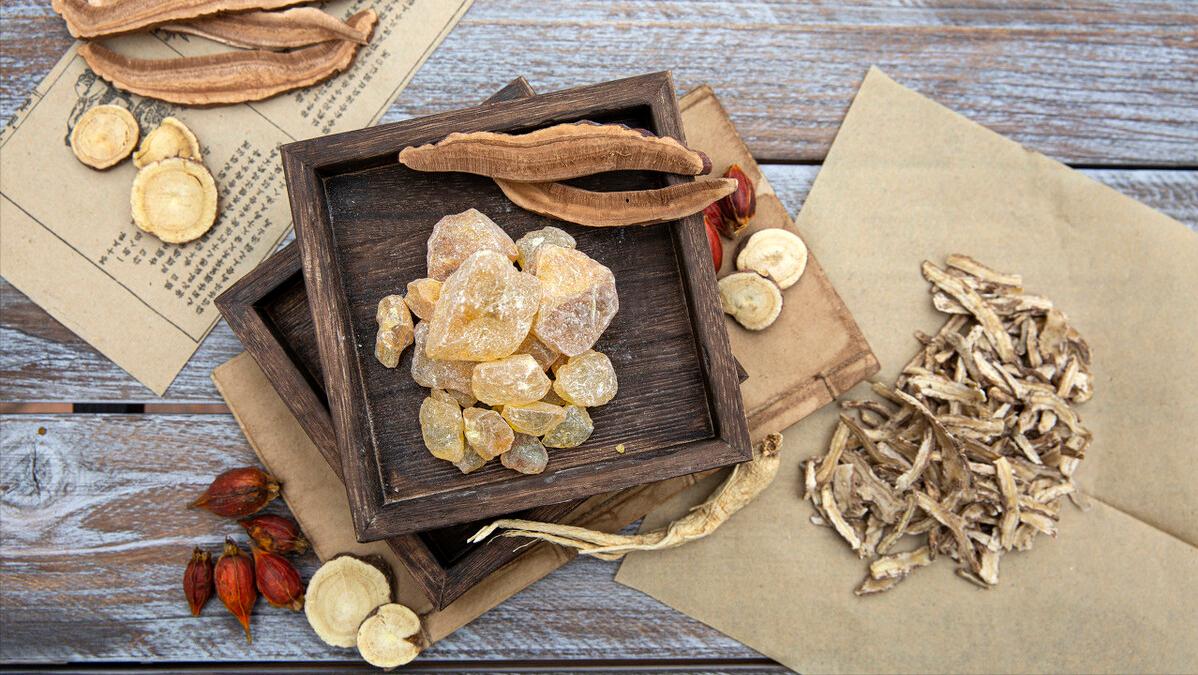 头晕恶心怎么办？血压太高还是颈椎病？试试中医治疗眩晕的小妙方