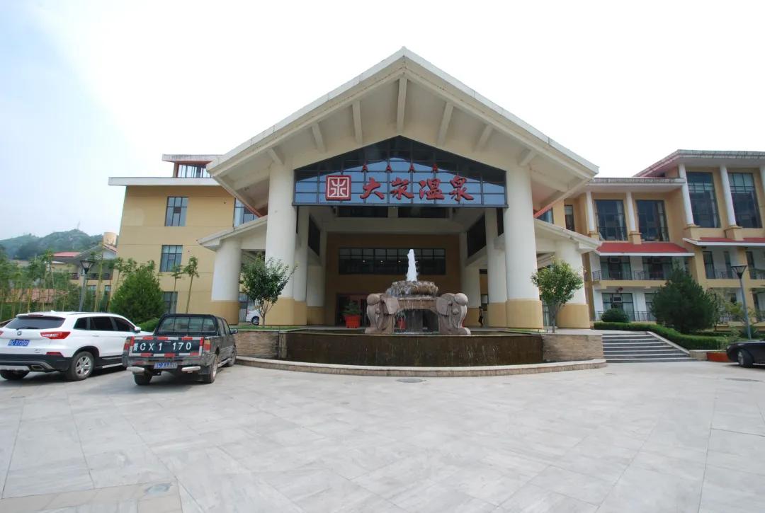 谁会不喜欢旅游呢,你们去过很大的游乐场吗