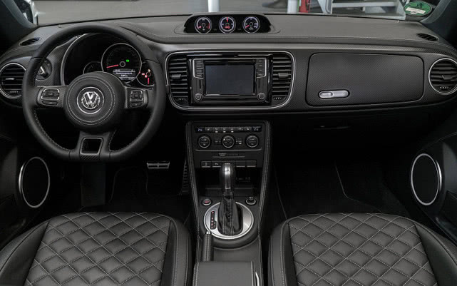 大众最新款甲壳虫顶配版,大众甲壳虫最新款顶配