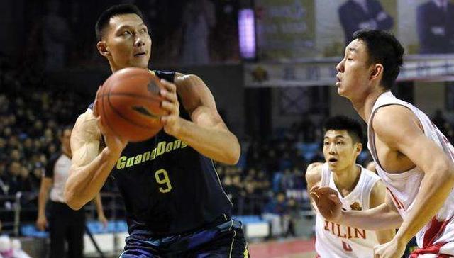 当年易建联打西班牙,易建联nba始末