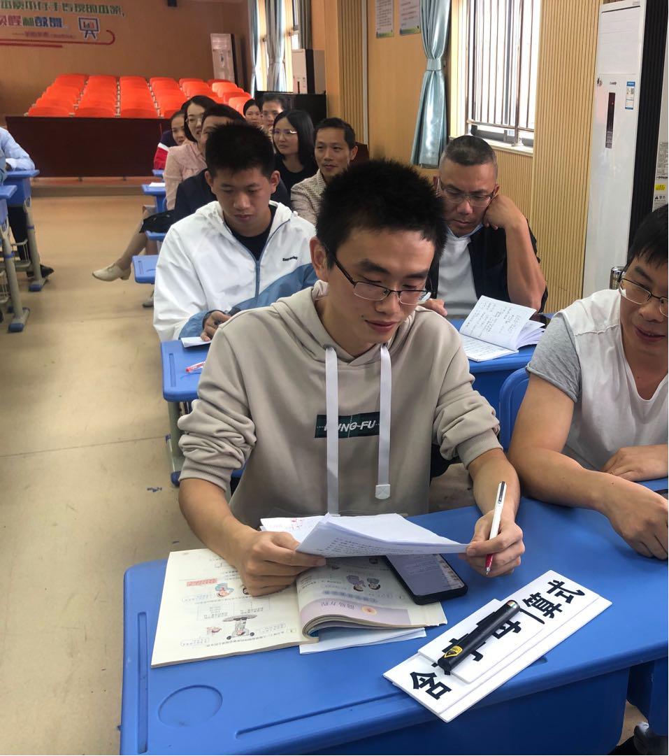 小学高效课堂建设简报,小学数学特色课堂模式构建