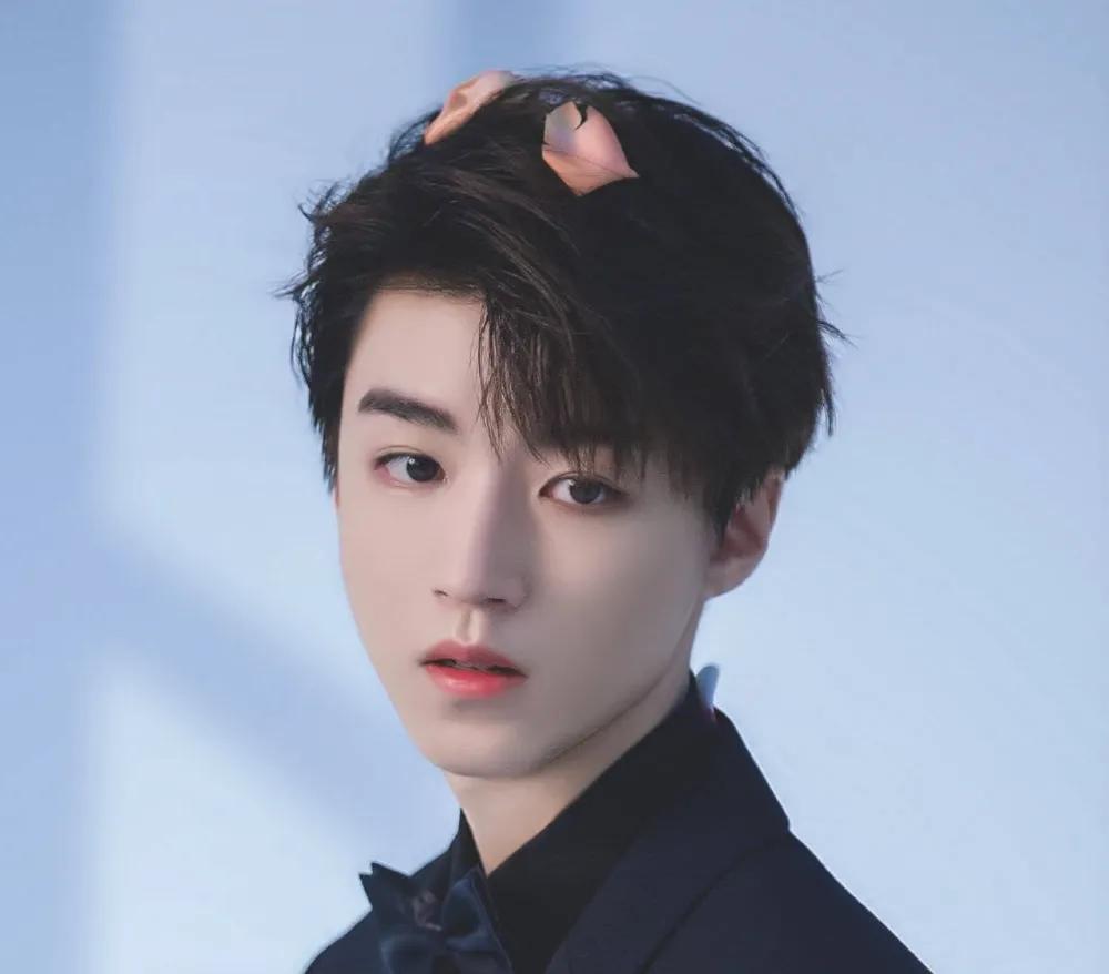 你为什么喜欢杨紫,女明星谁喜欢王俊凯