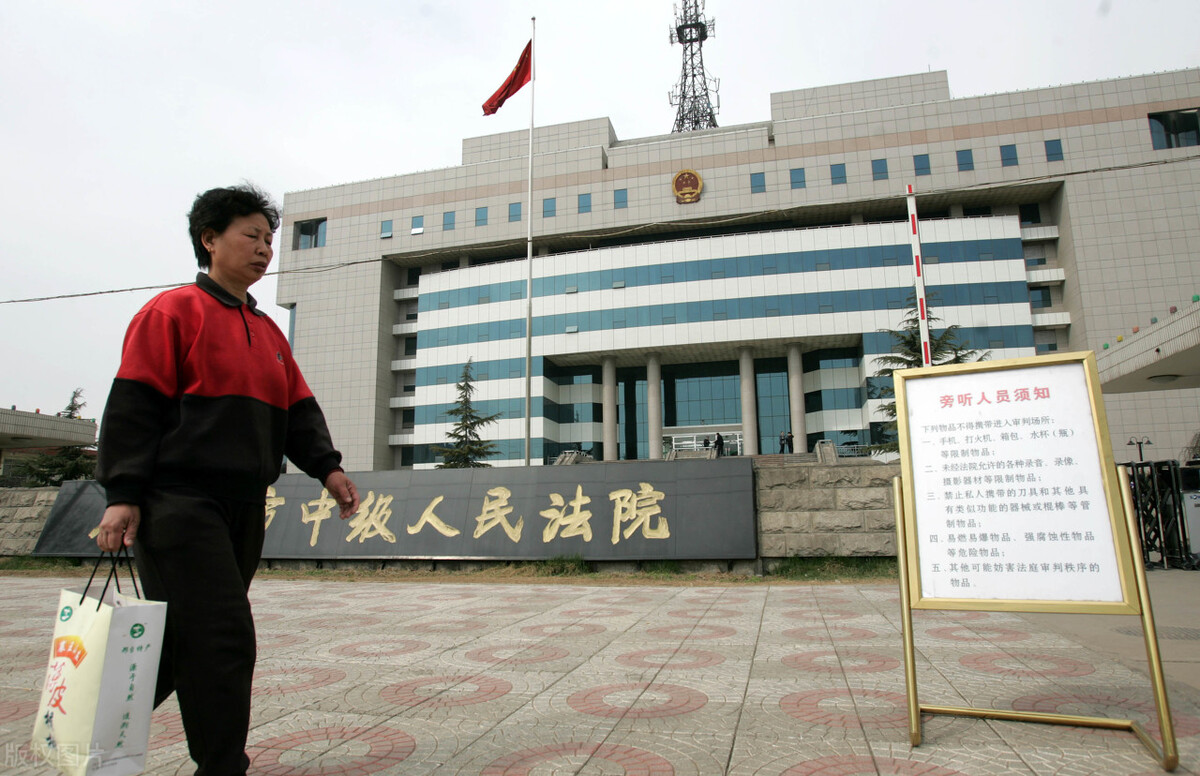 员工发现职业病可否与单位协商,确诊为职业病企业要承担什么责任