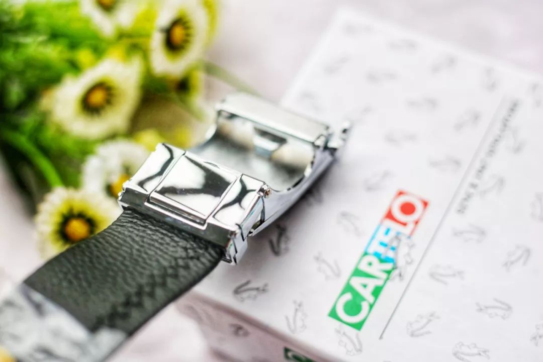 鳄鱼皮带搭配男士,送男朋友腰带推荐小众轻奢