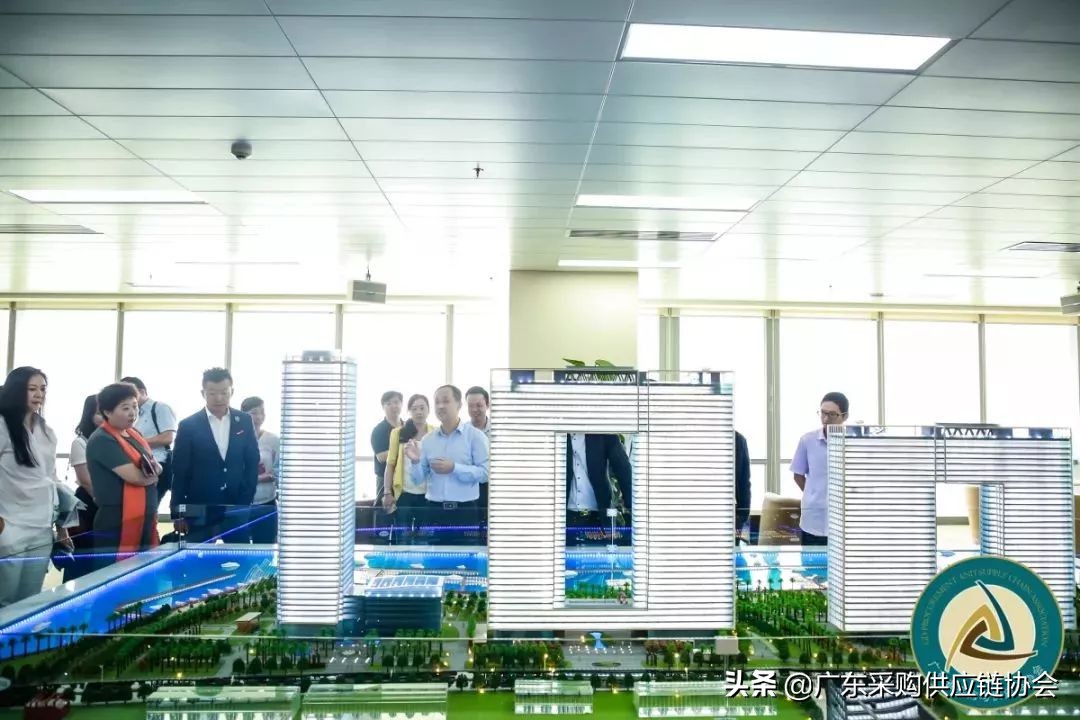 热烈祝贺集团年会圆满成功,热烈祝贺首届电商发展大会