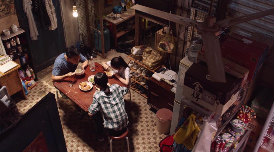 写个作业还要被监视！《小舍得》的育儿理念太令人窒息了