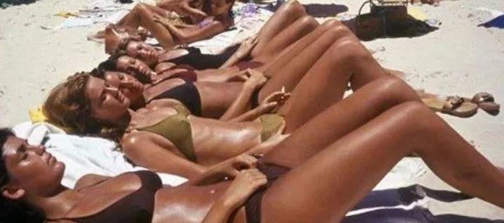 囤防晒霜推荐哪款最好用,母亲节送防晒霜