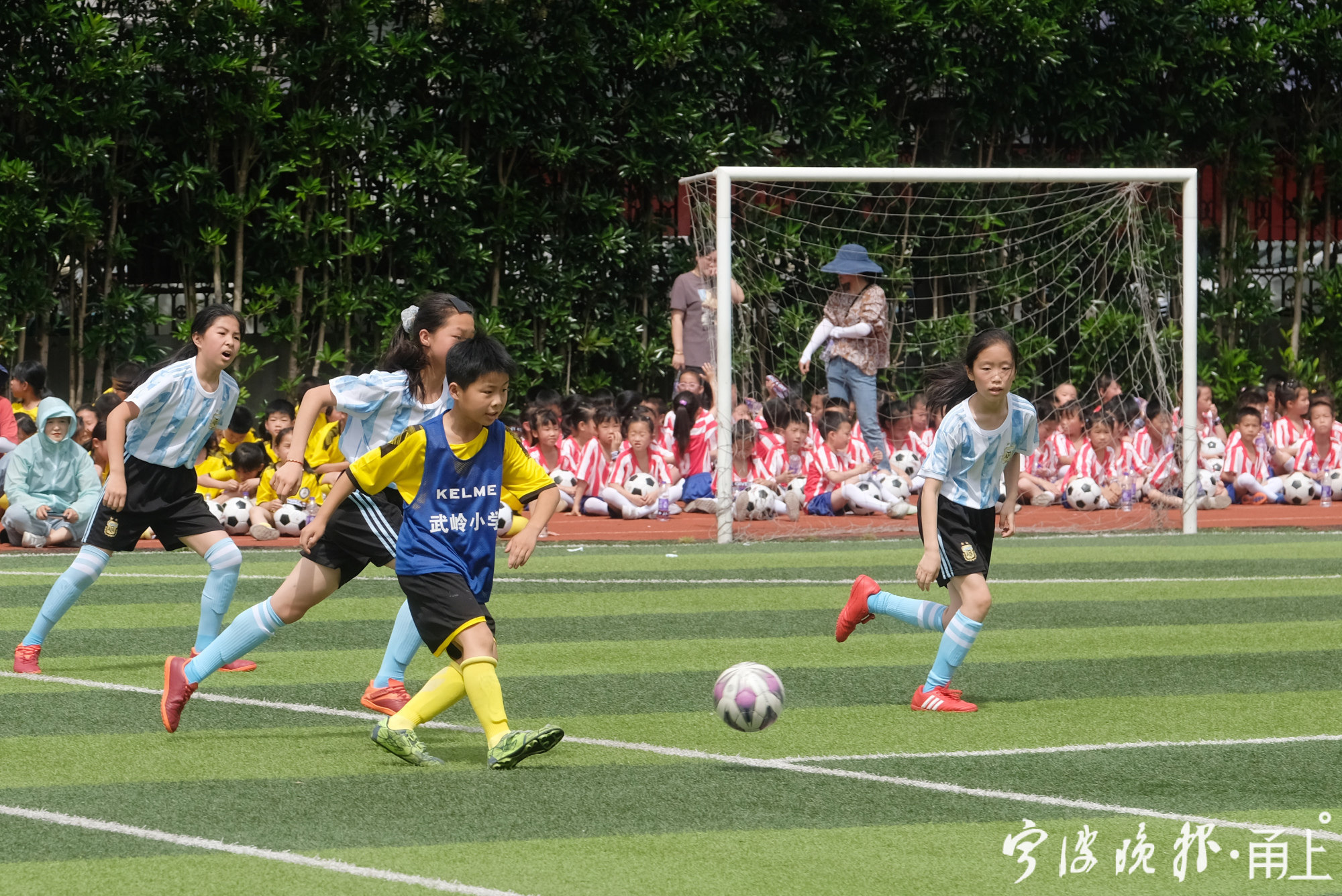 足球教练朱广沪,朱广沪青岛足球