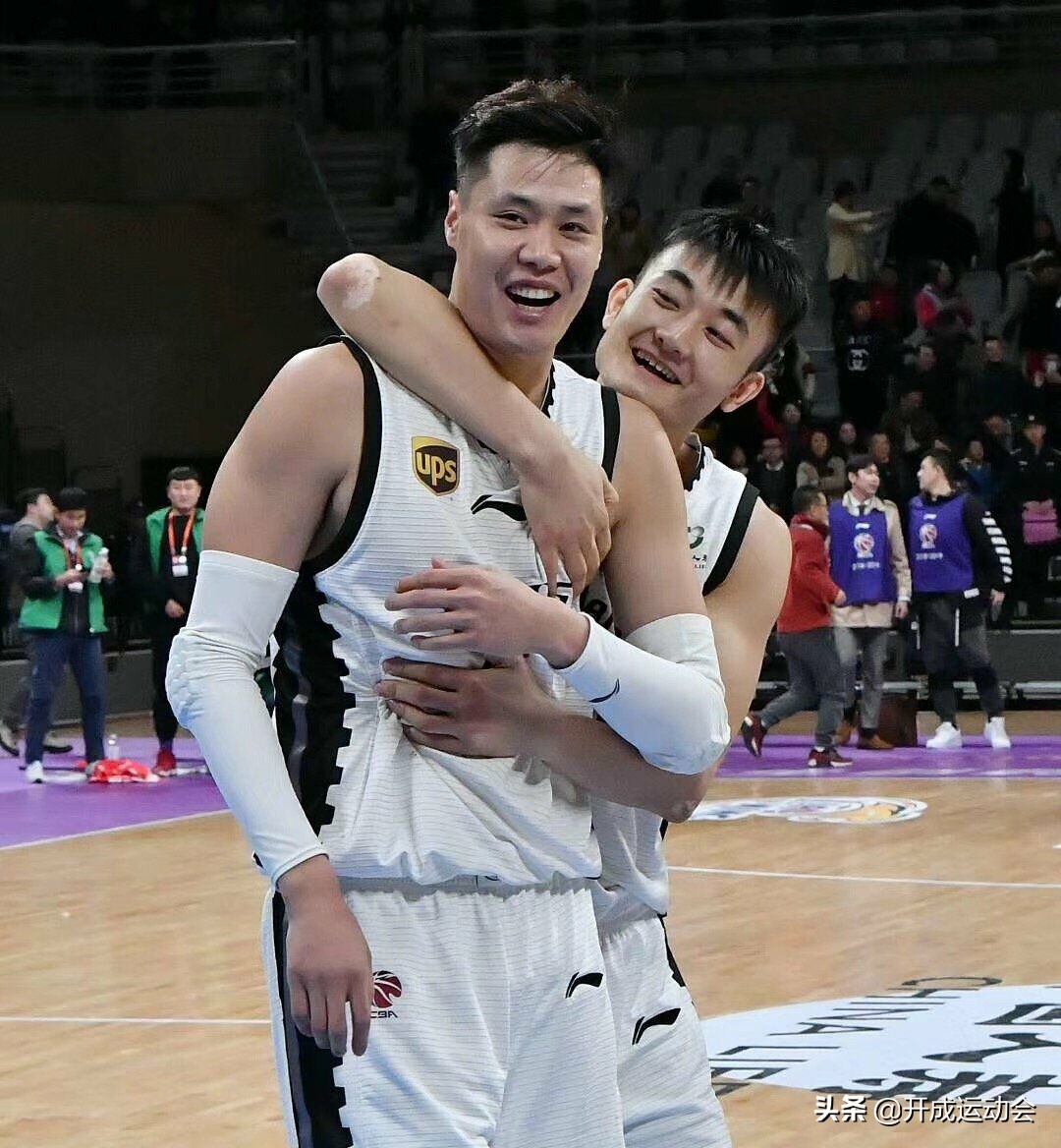 赵继伟郭艾伦赵岩昊韩德君,易建联郭艾伦赵继伟丁彦雨航