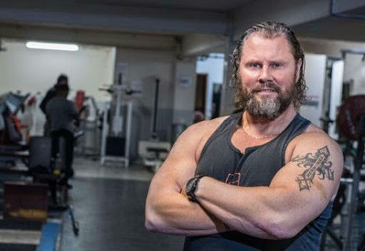 冰岛巨人大力士,冰岛巨兽大力士