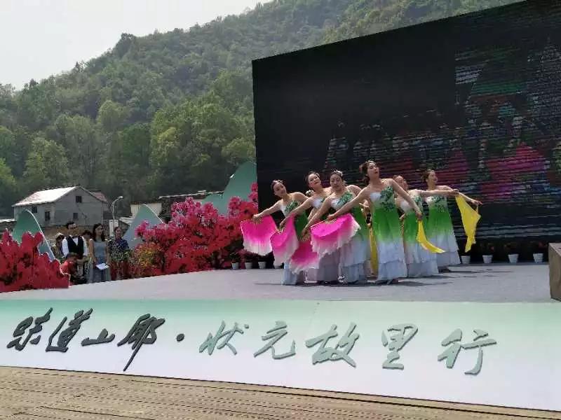 今天起，请叫它＂状元馒头＂！一台山乡大戏为它正名！