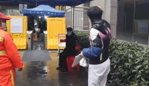 致敬奋战在战疫一线的英雄们,抗疫一线群英谱