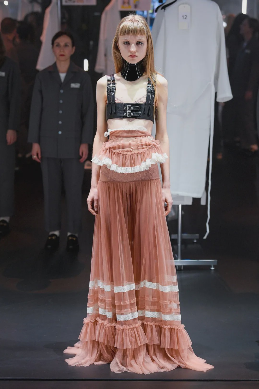 时装周卖衣服,米兰时装周爆火