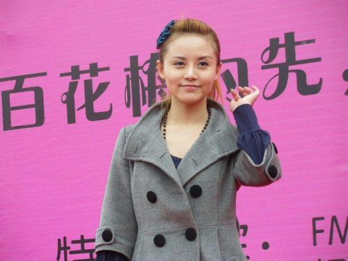 谢娜和张杰之间的趣事,谢娜和张杰的爱情故事如何展开的