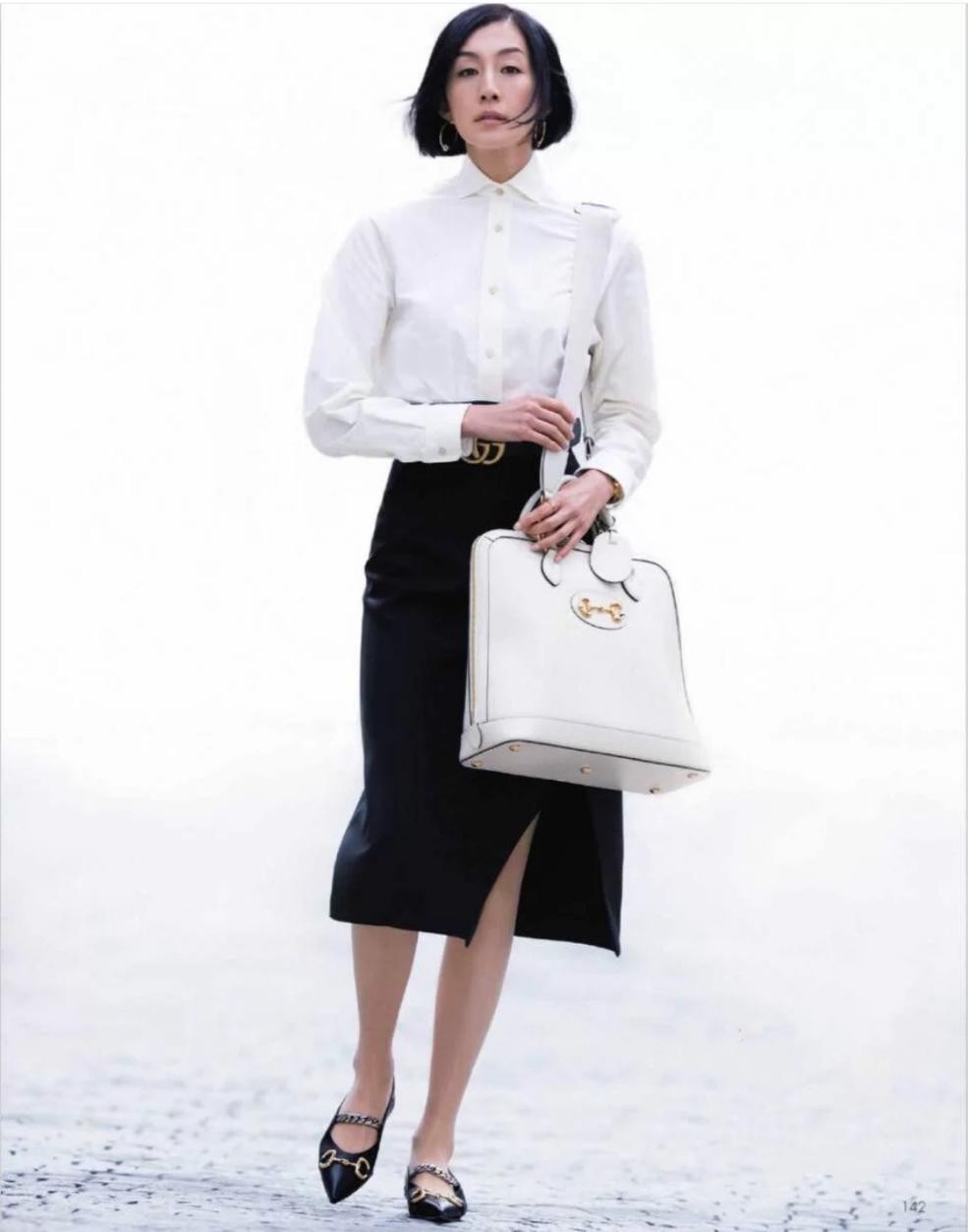 衬衫这样穿高级时髦又好看,衬衫不要买太多