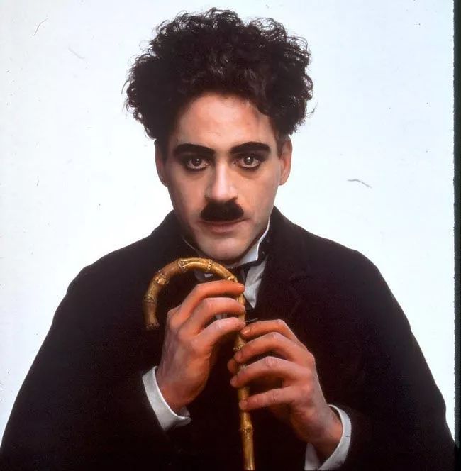 钢铁侠以前爱吸毒吗,钢铁侠吸毒史真实事件