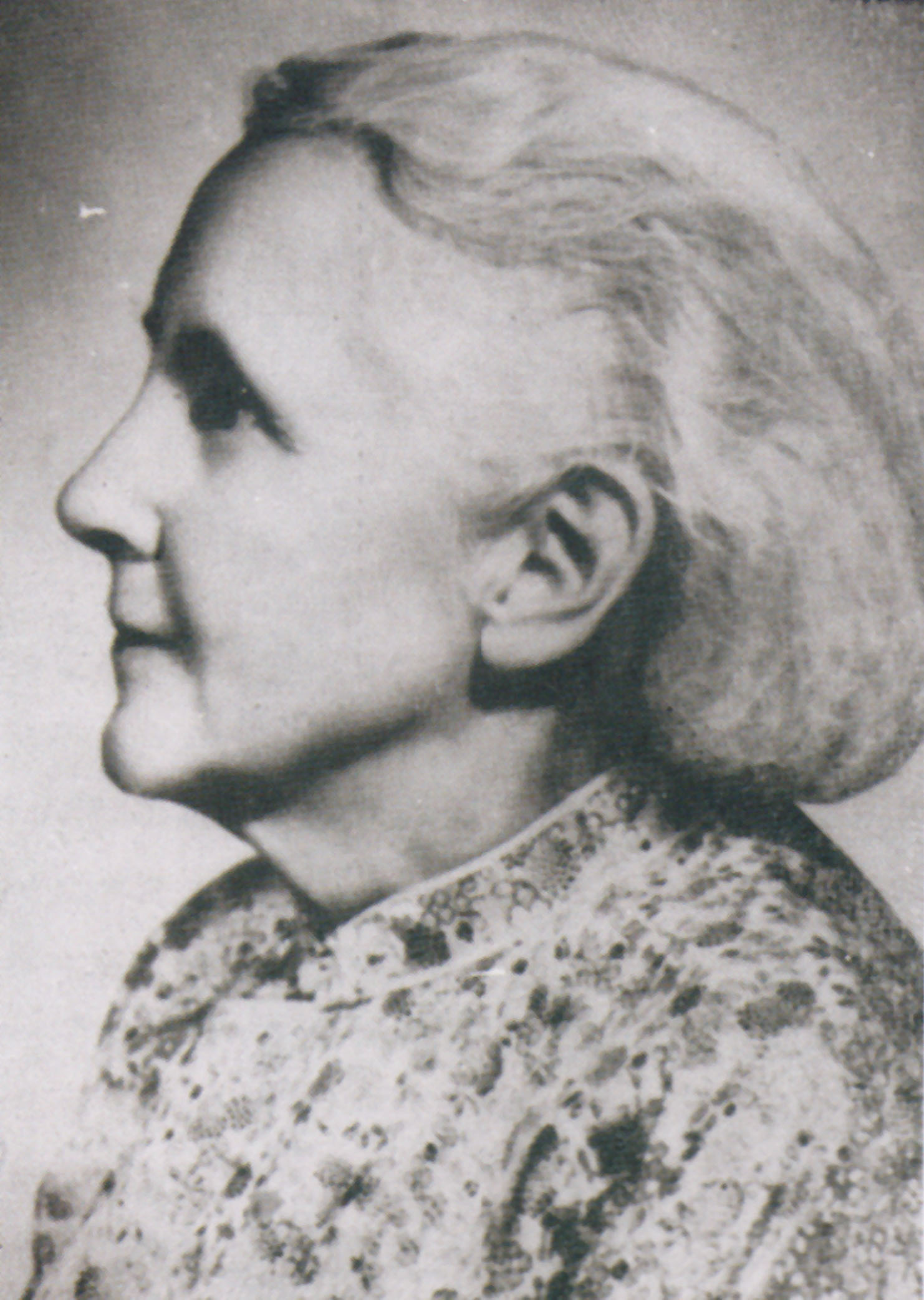 你知道吗？伟人毛*东泽**第一次谈“纸老虎”是在何时？