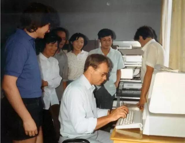 中国打工仔命运何去何从,打工妹自述赚钱背后的辛酸