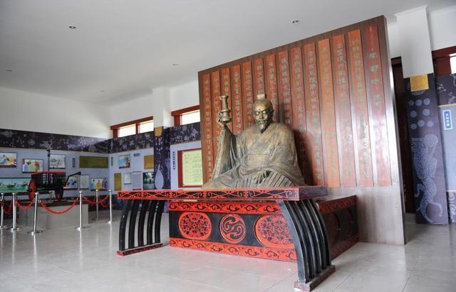 张衡发明了地动仪有什么贡献,张衡是哪年把地动仪发明出来的