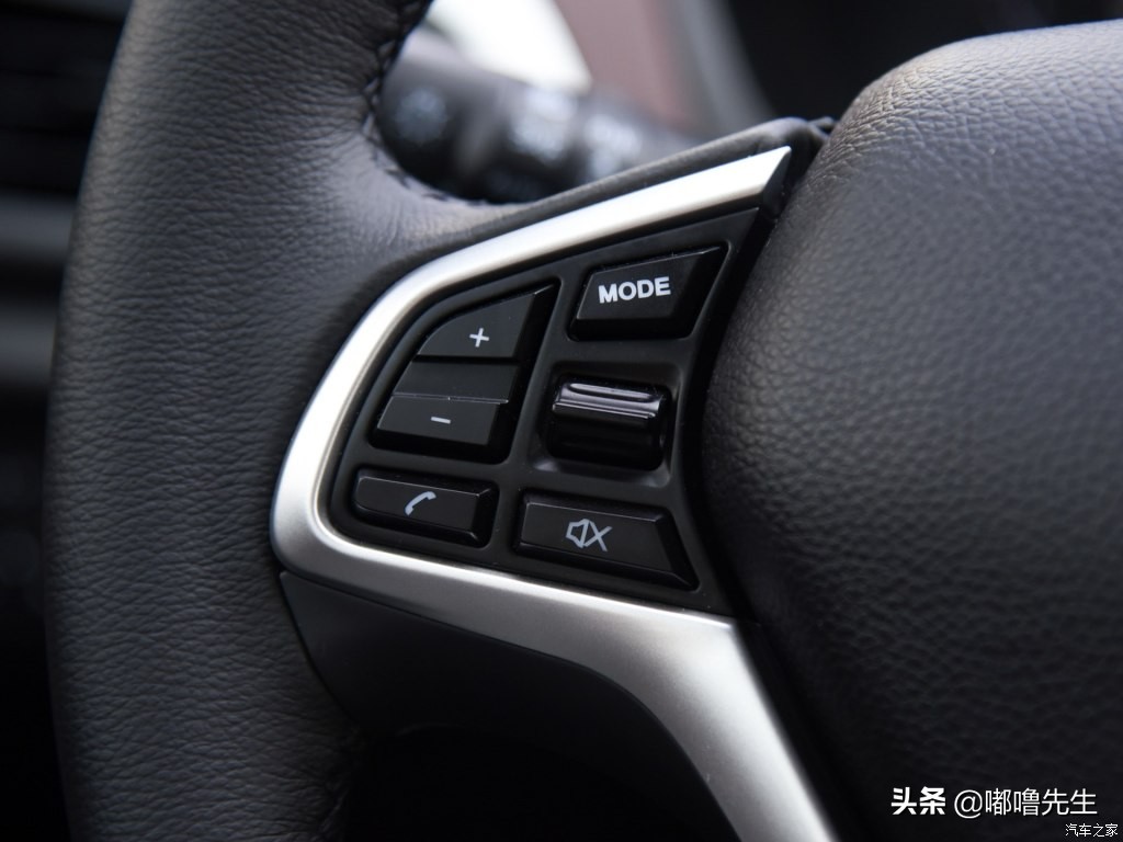 东南a5翼舞手动2021翼尚版价格,东南a5翼舞真实油耗多少钱一公里