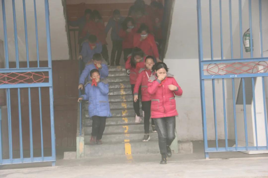 树魂立根务实前行延川县城关小学2020——2021学年度第一学期工作总结