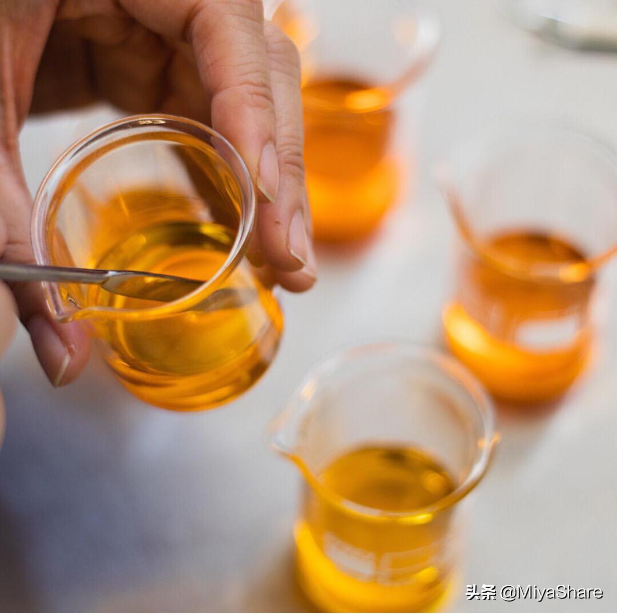 玫瑰果油祛老年斑,玫瑰果油护肤多年