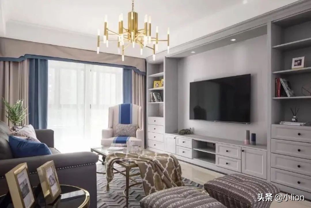 电视上墙需要准备啥,电视上墙怎么就小了呢