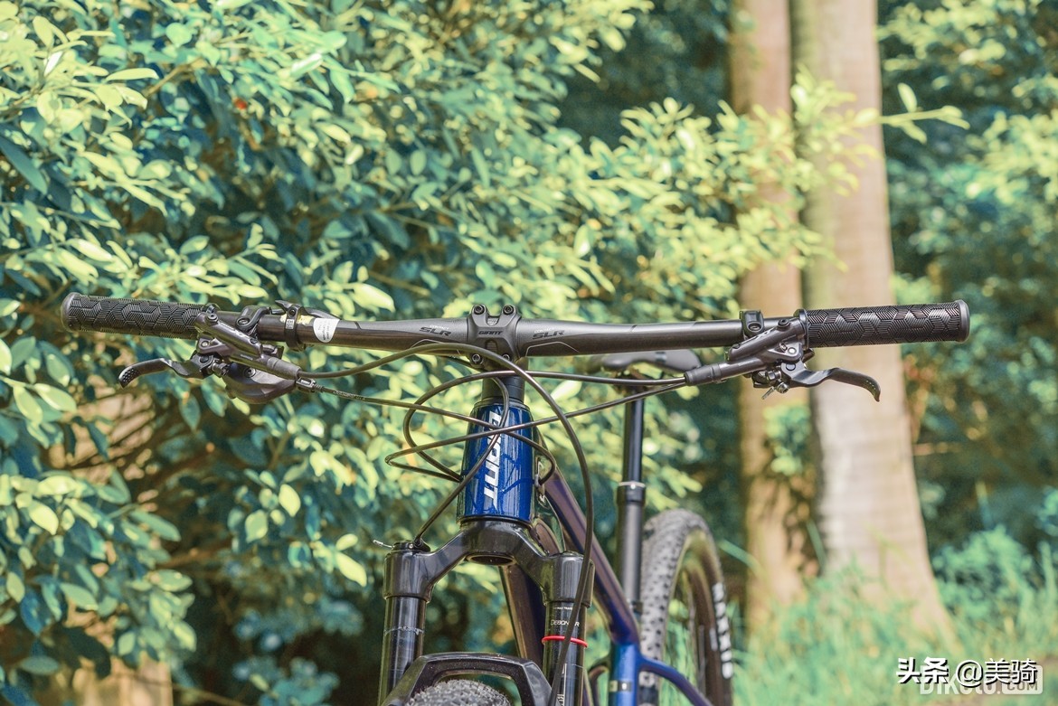 捷安特山地车xtc8002024款评价,捷安特29英寸山地车