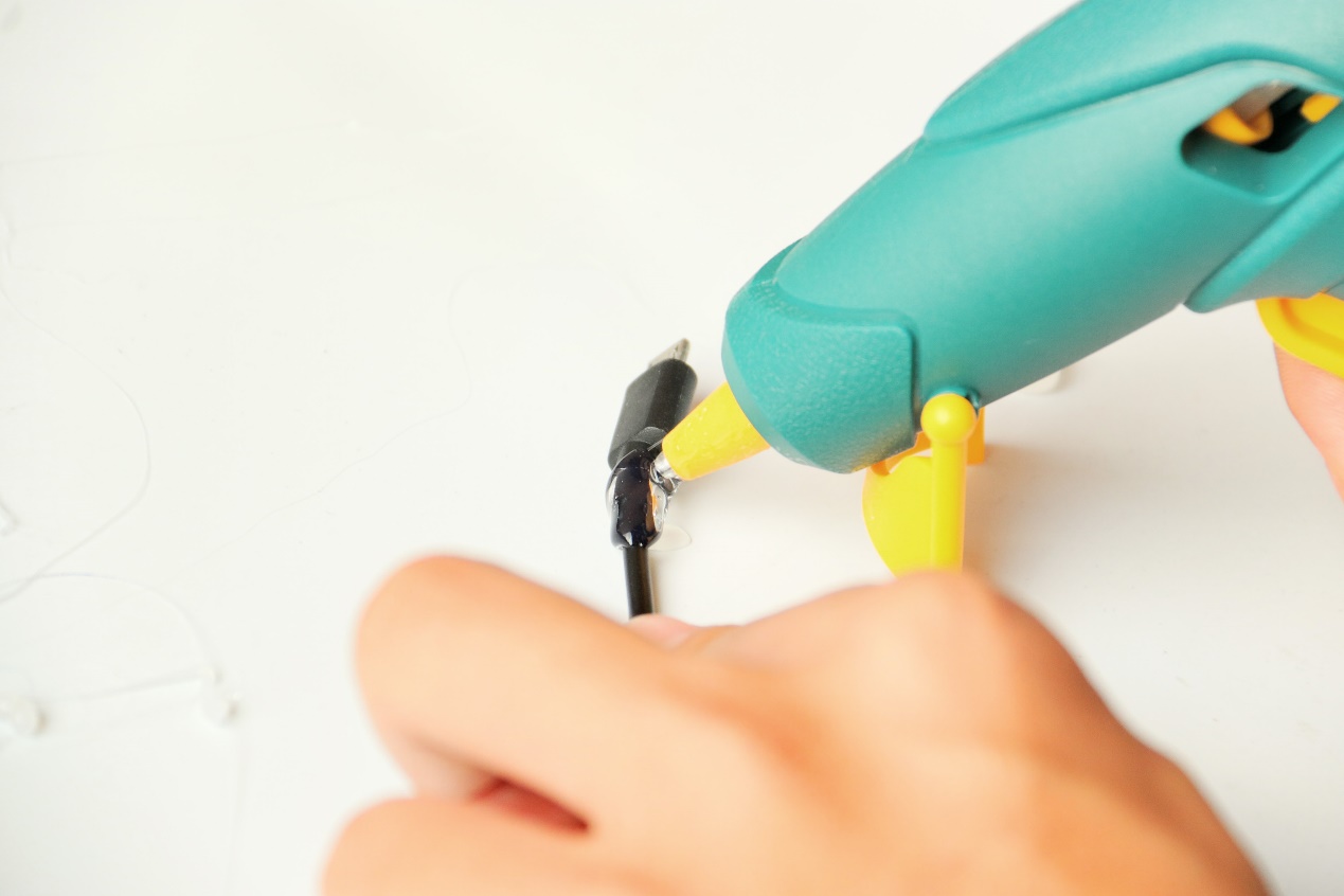 万物皆可粘的纳米胶手工,万物皆可粘后续