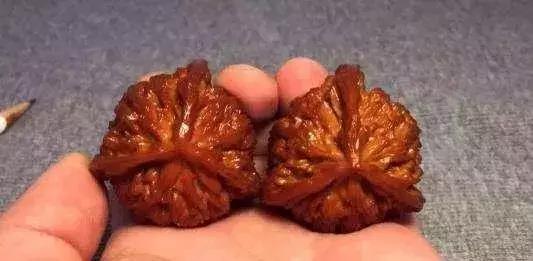 文玩核桃手串进水了怎么办,文玩核桃掉水里怎么办