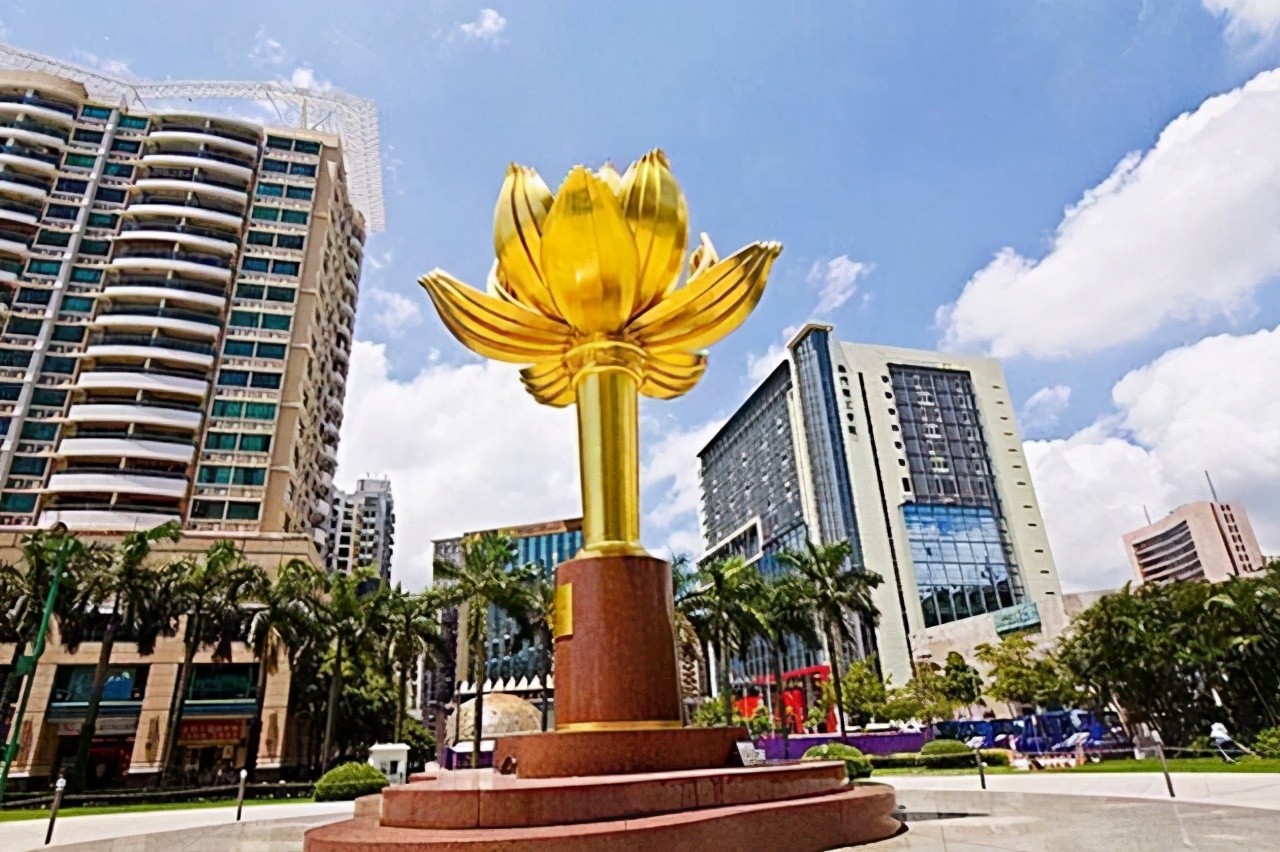 *场赌**如黑洞!澳门*场赌**的“*规则潜**”:不怕你赢钱,就怕你不玩