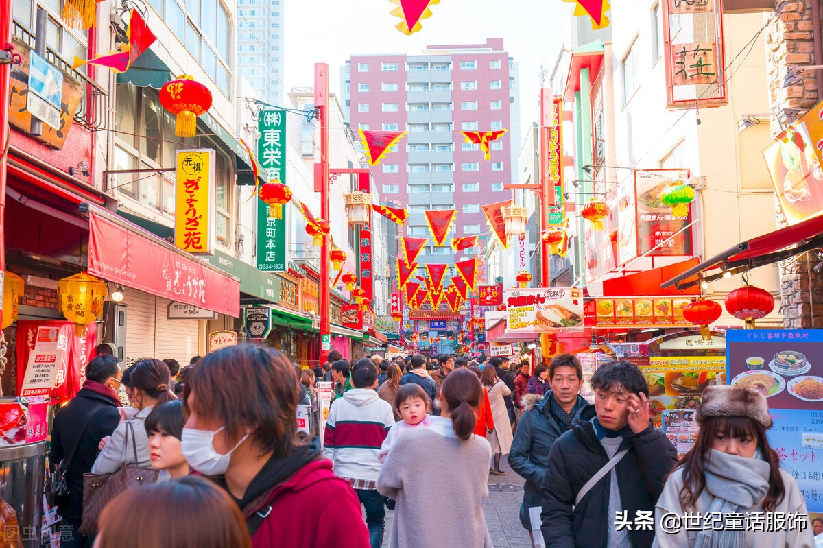 服装尾货摆地摊卖什么最吸引人,摆地摊卖库存服装的方法