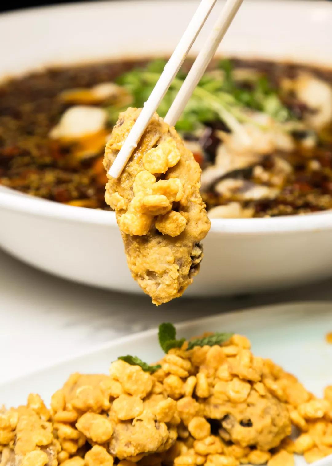 在“卡通乐园”吃“瘦瘦鱼”，一份大过脸盆，居然不到50元