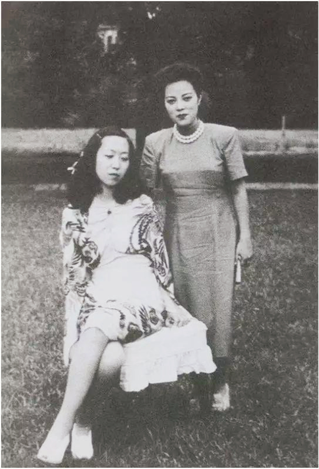 张爱玲晚年无人收尸,张爱玲三年搬家180次