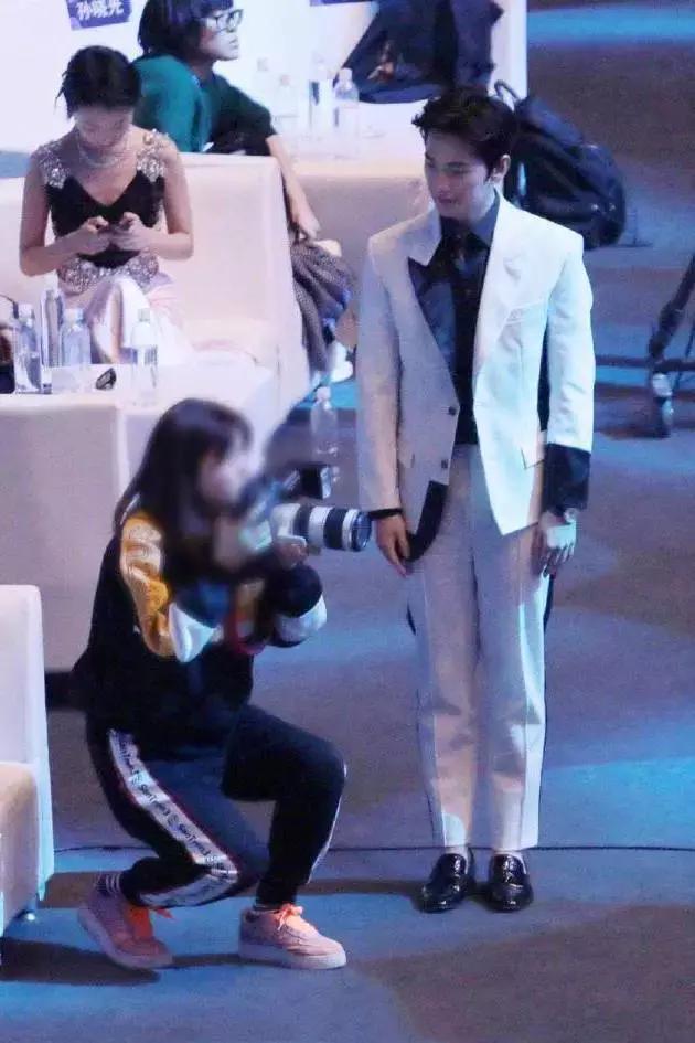 站姐都是怎么p图的,站姐们拍的照片