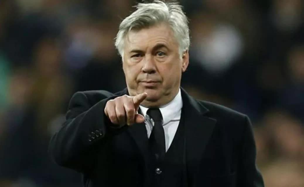 ac米兰红黑什么意思,红黑军团ac米兰后防那么强吗