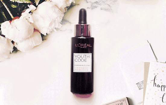 欧莱雅小黑瓶什么年龄适合,欧莱雅黑精华和欧莱雅小黑瓶区别