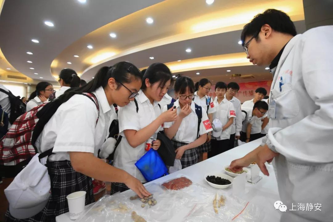 上海中医医院膏方专家,中医专家来店义诊