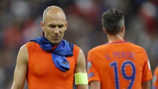 怎样阻挡梅西,如何阻挡球员进攻