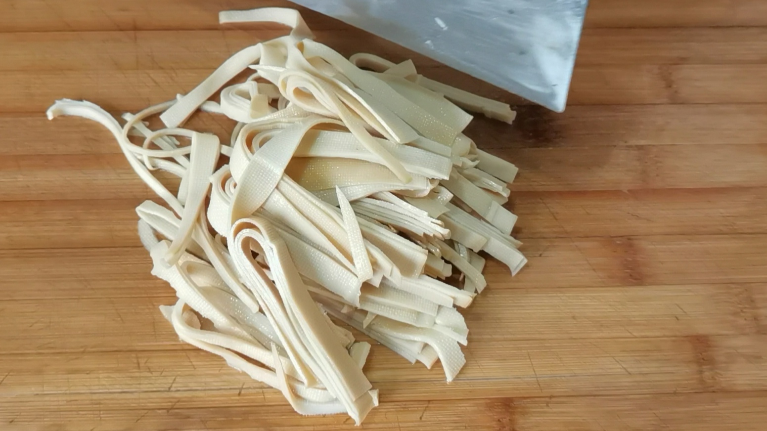 香辣美味好吃又下饭的豆腐皮做法,最好吃的凉拌豆腐皮做法大全集