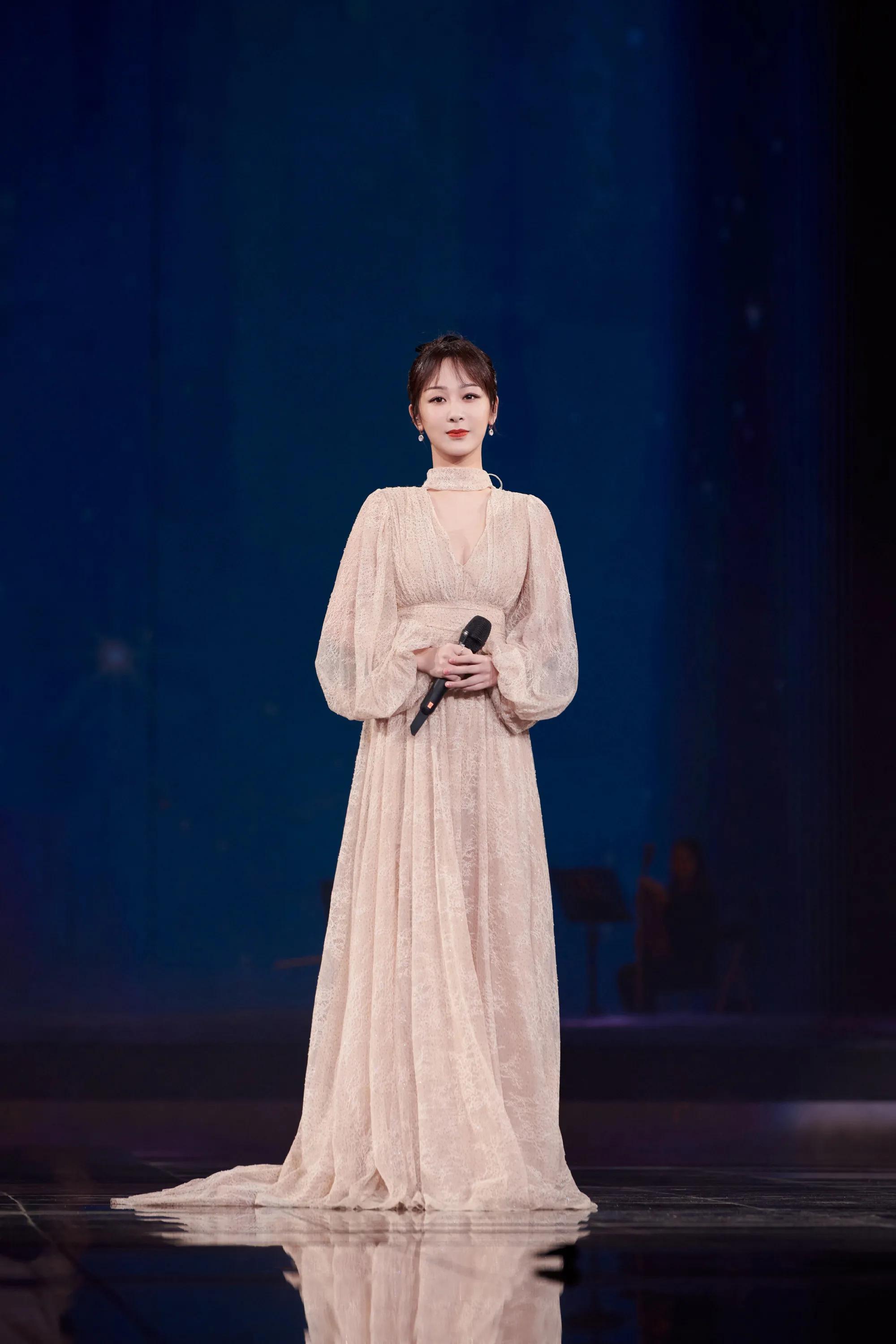 2020星光大赏杨紫唱歌,2020年星光大赏杨紫获奖了吗