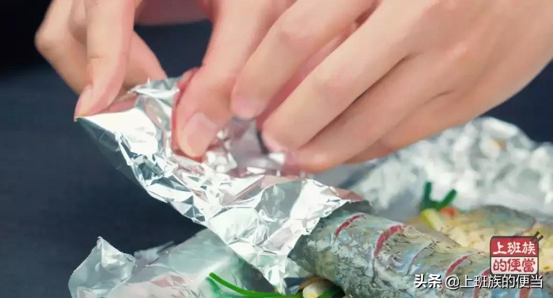 烤鱼不用烧烤怎么做,怎么烤出外酥里嫩的烤鱼