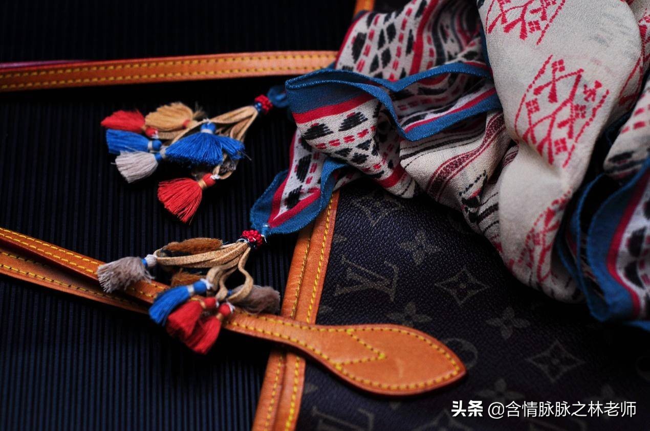 给娃的美丽加分，伽罗生活JALO真丝薄纱围巾晒单