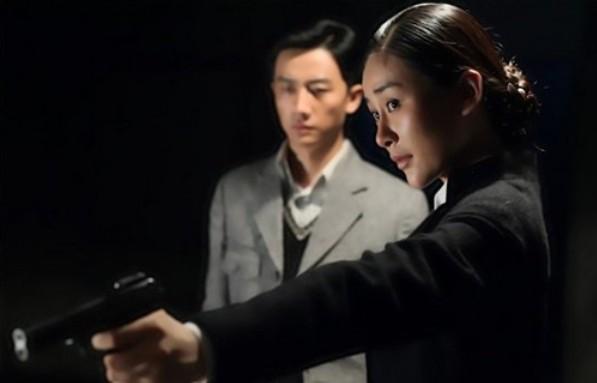 谍战剧地下党卧底身份暴露,潜伏密战军统内部的谍战剧