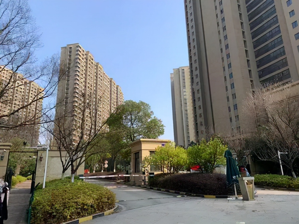 高楼层的低层为什么越来越吃香,高层真的没有低层吃香吗